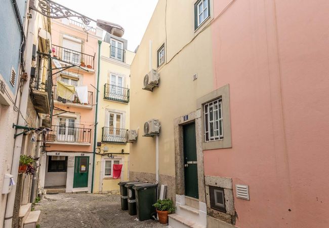 Apartamento em Lisboa - Fado Mezzanine Apartment (C33)