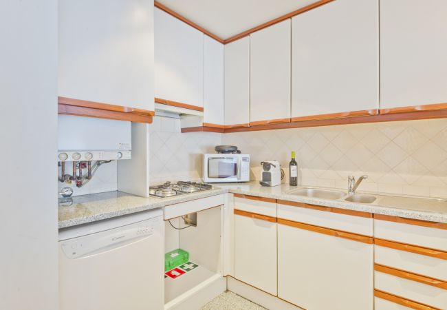 Apartamento em Lisboa - Central Garage Apartment (C81)