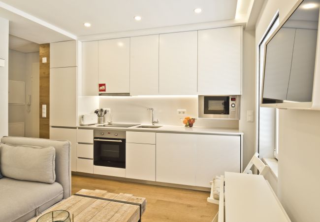 Apartment in Lisbon - BmyGuest Bruno's 36 Exclusive Apartment II (C97)