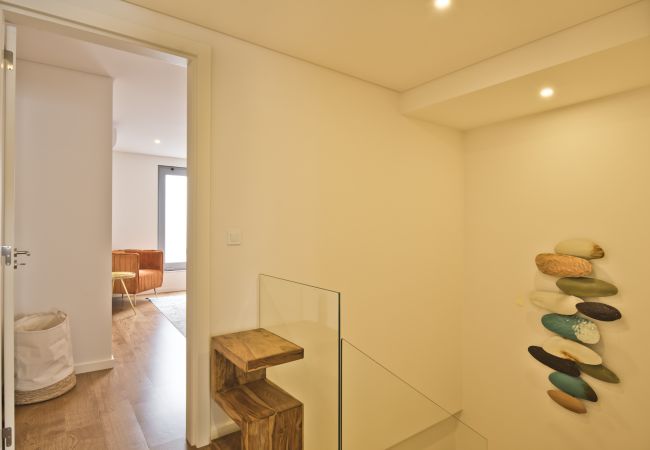 Apartment in Lisbon - São Bento Terrace Apartment (C105)